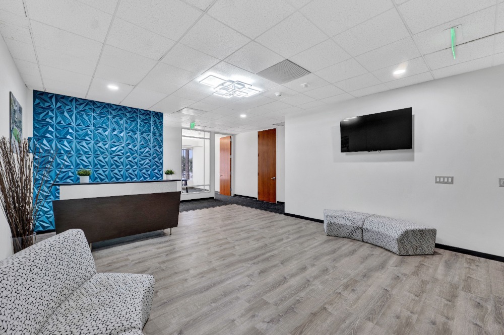 lobby @ downtown los angeles office suite for lease